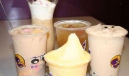 大学生爆料奶茶视频,大学生爆料校园奶茶店热辣视频引关注